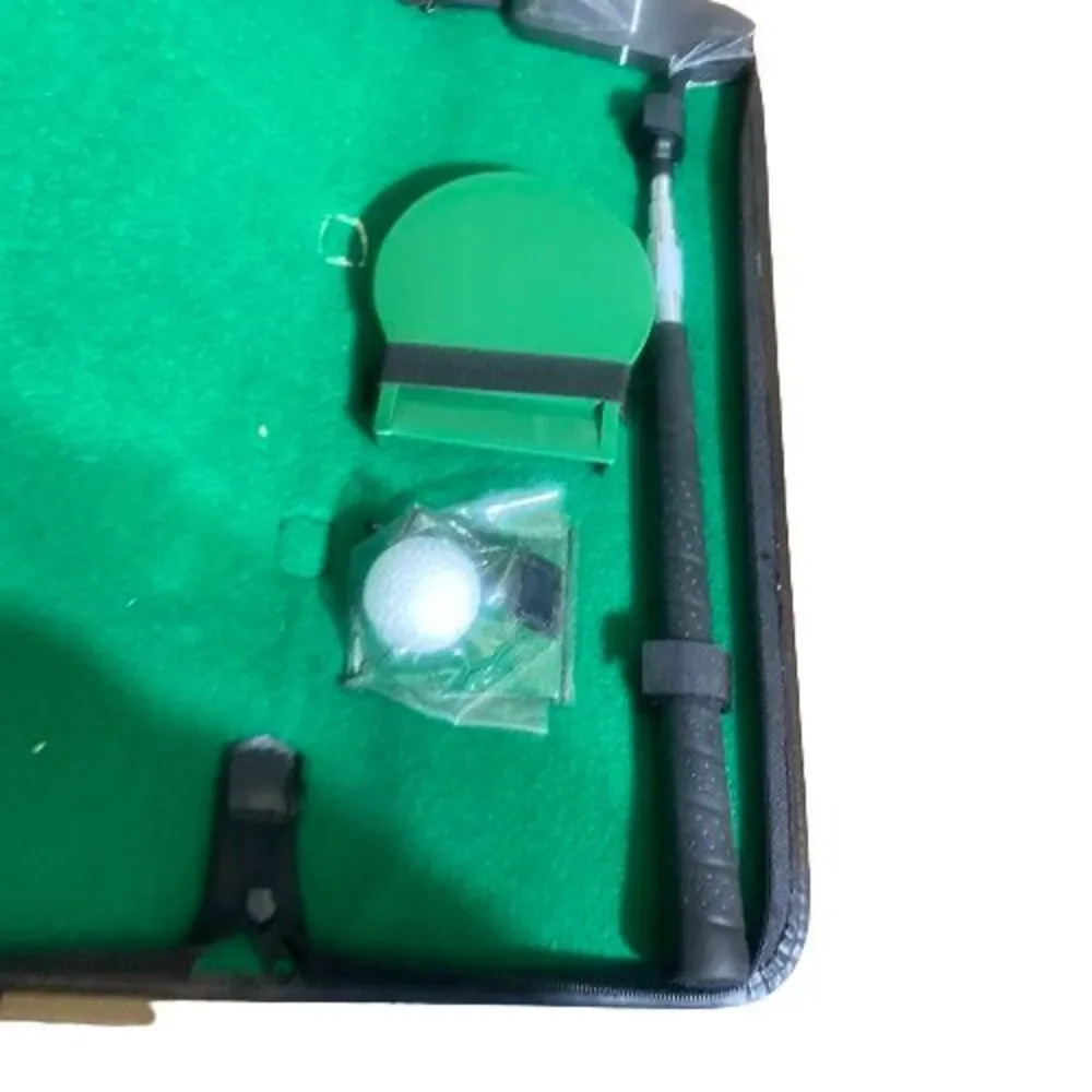 Perry Ellis Vintage Executive Golf Putter Set in Vinyl Case for Office or Travel